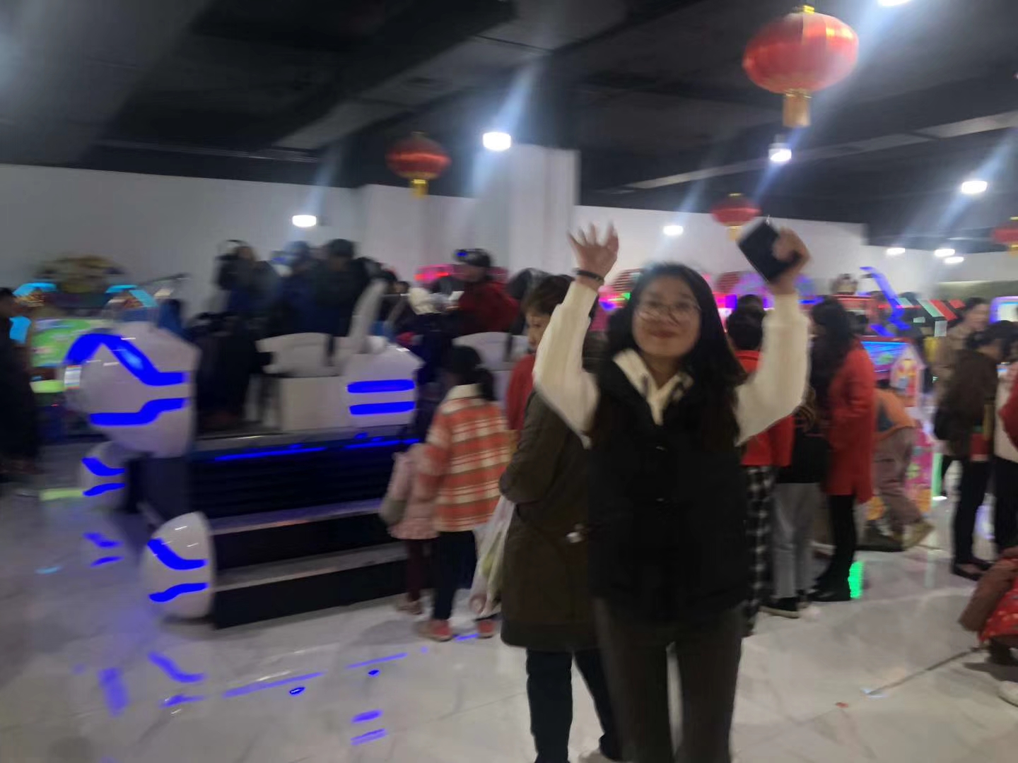 VR体验馆的前景市场乐观 需要加盟VR体验馆做好市场调研